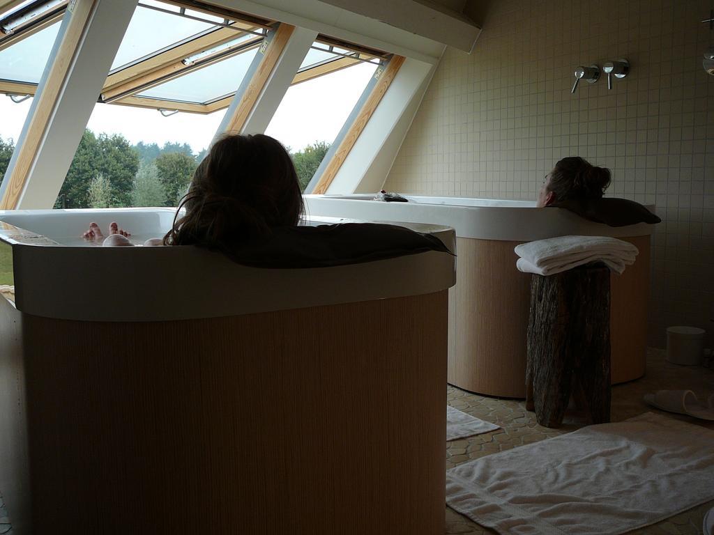 Gasterij Landschot Bed and Breakfast Hoogeloon Exteriör bild